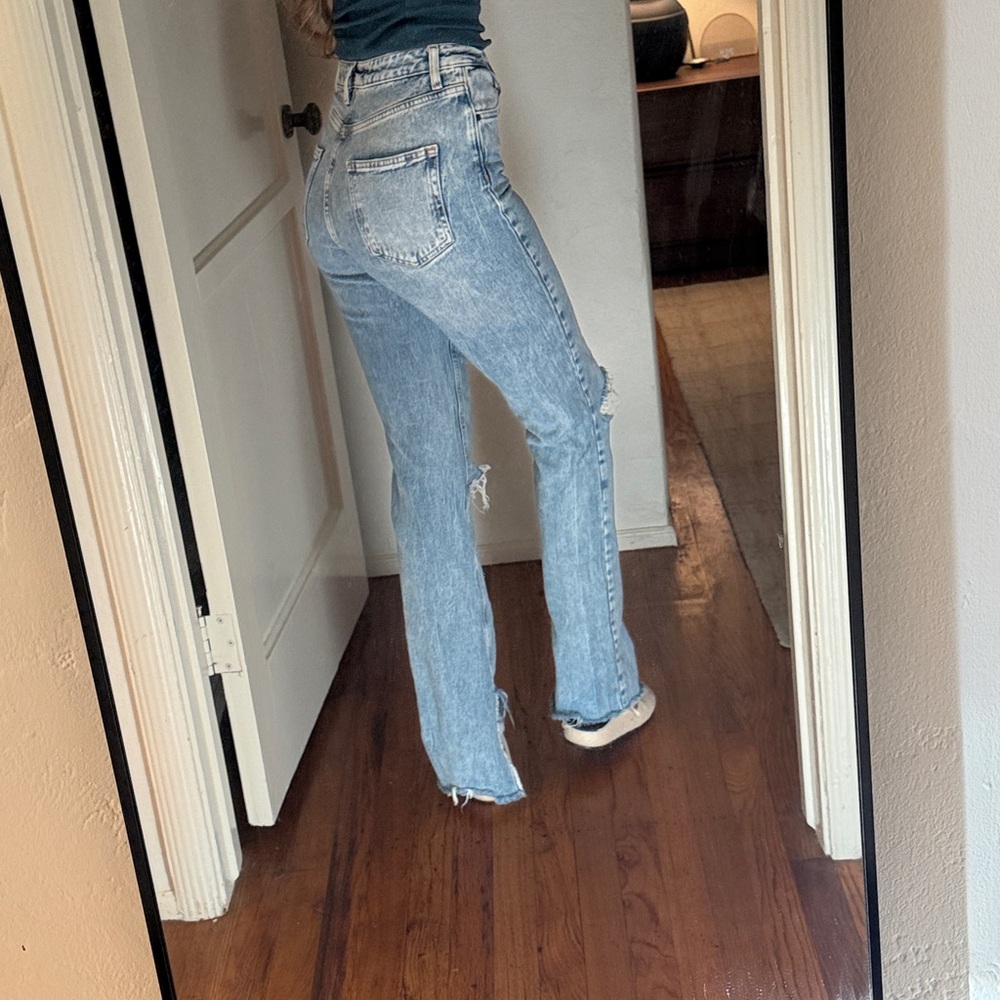 Zara High Waisted Straight Leg Jeans - Picture 5 of 6